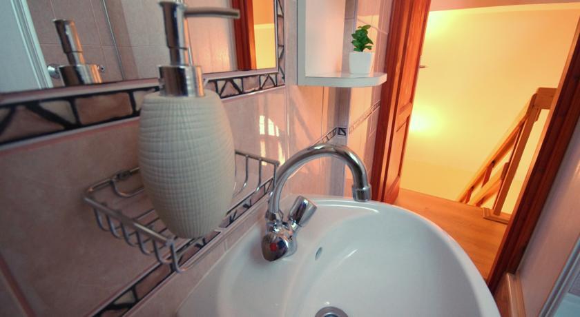 Hellasz Apartman Gyula Rom bilde
